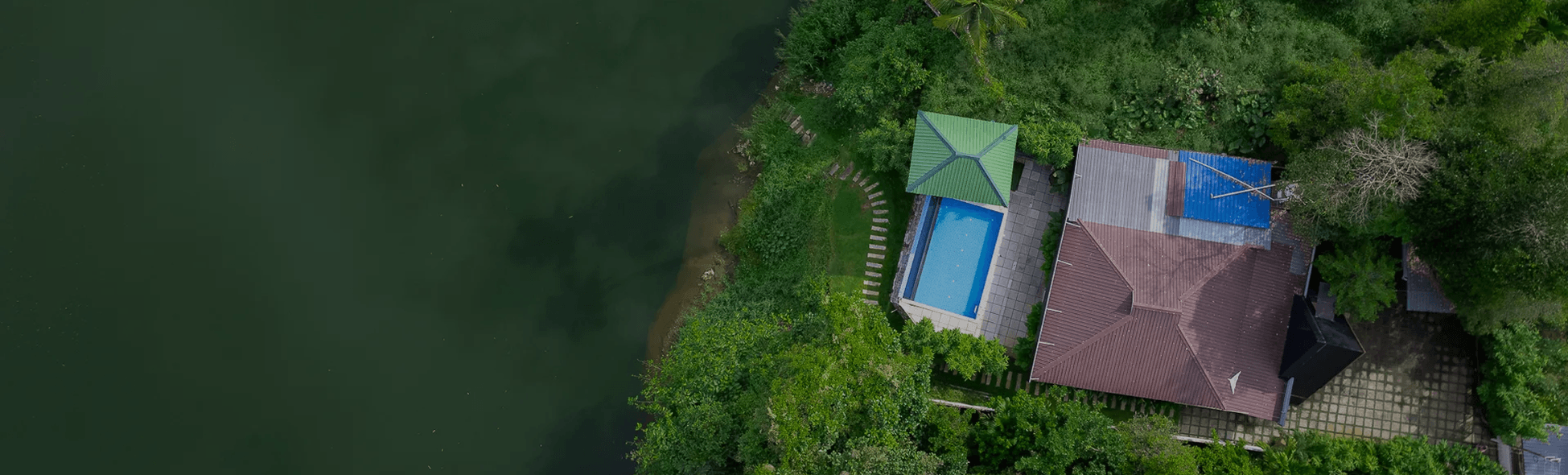 City skyline luxury hotel